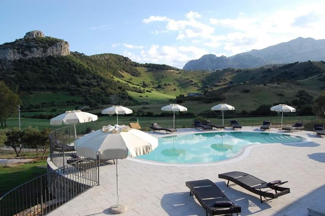 Case Vacanze Nioleo - Apartments And Pool Siniscola Exteriér fotografie