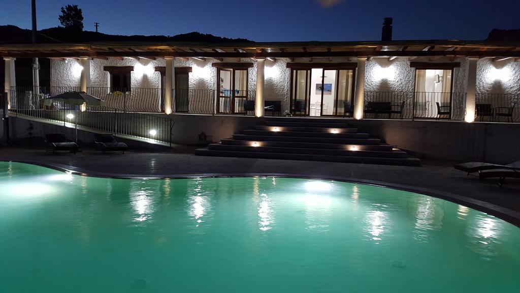 Case Vacanze Nioleo - Apartments And Pool Siniscola Exteriér fotografie